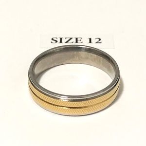 Silver and Gold Tone Ring, Size 12